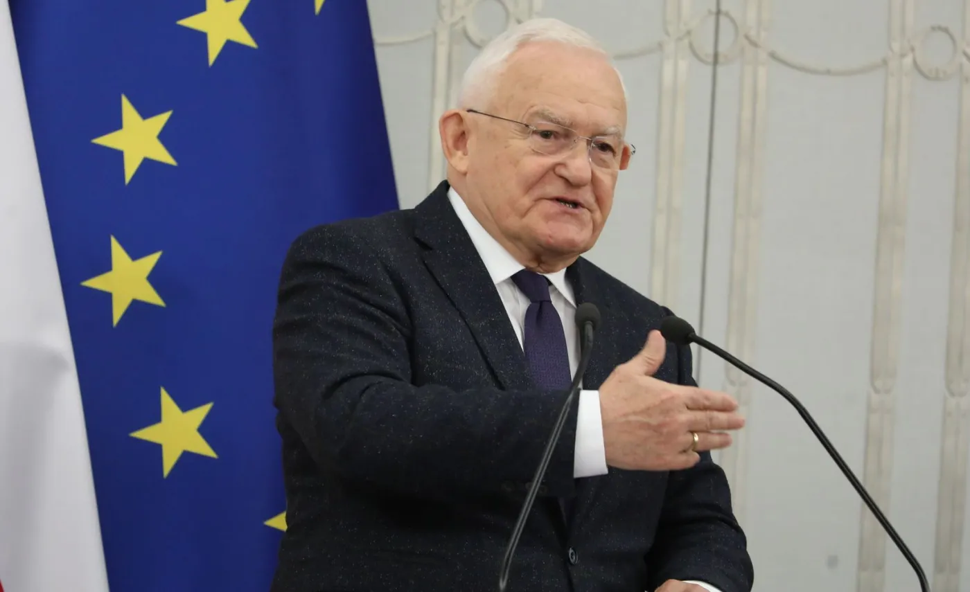 Miller: Błaszczak ośmieszył Polskę, Duda ją rozbraja. Na Kremlu mogą umrzeć ze śmiechu