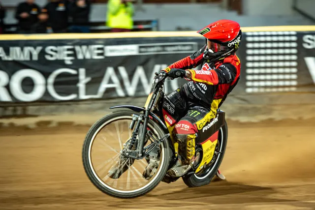 Betard Sparta na czele żużlowej Ekstraligi. GKM zamyka tabelę