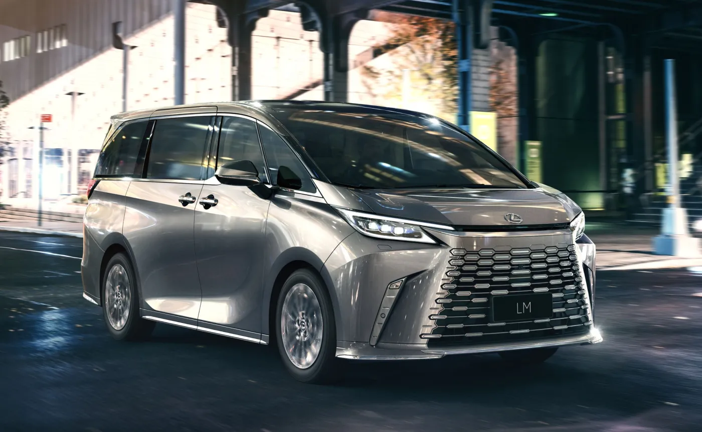 lexus-lm-350h-37774208.jpg