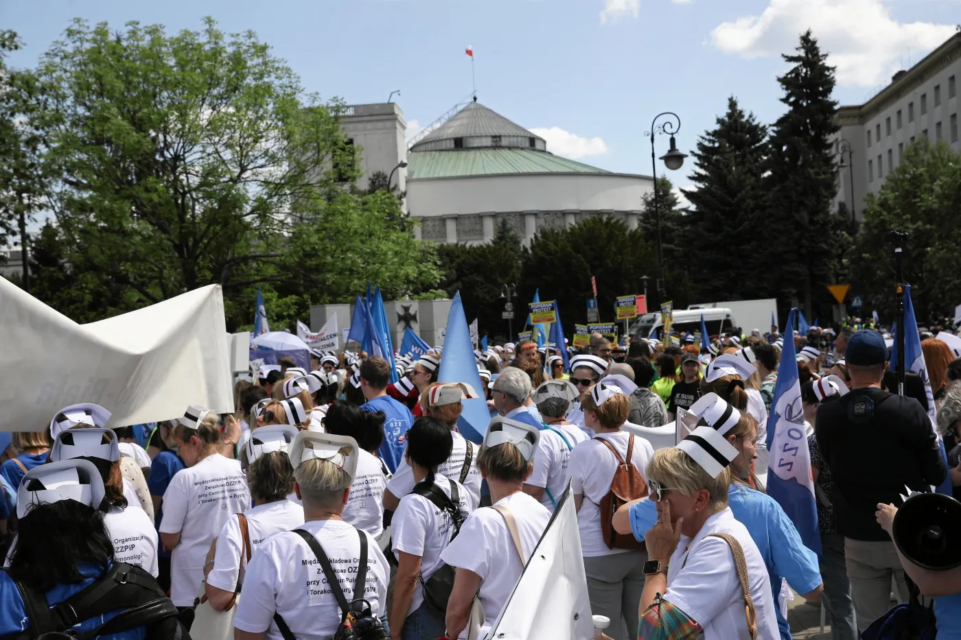 "My naprawdę dużo zrobiliśmy". Rzecznik PiS o proteście pielęgniarek: Jest pewien problem...