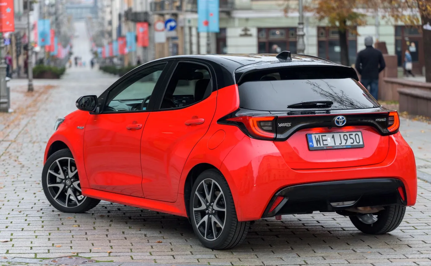 toyota-yaris-28298042.jpg