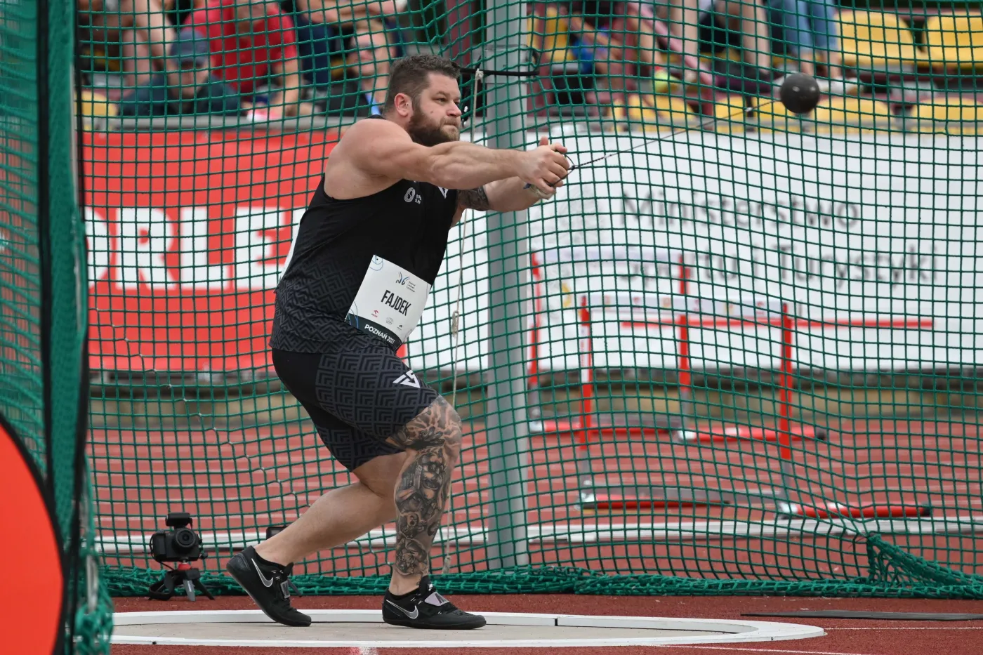 Paweł Fajdek w ostatniej chwili zdążył na zawody. Za późno wyjechał z hotelu