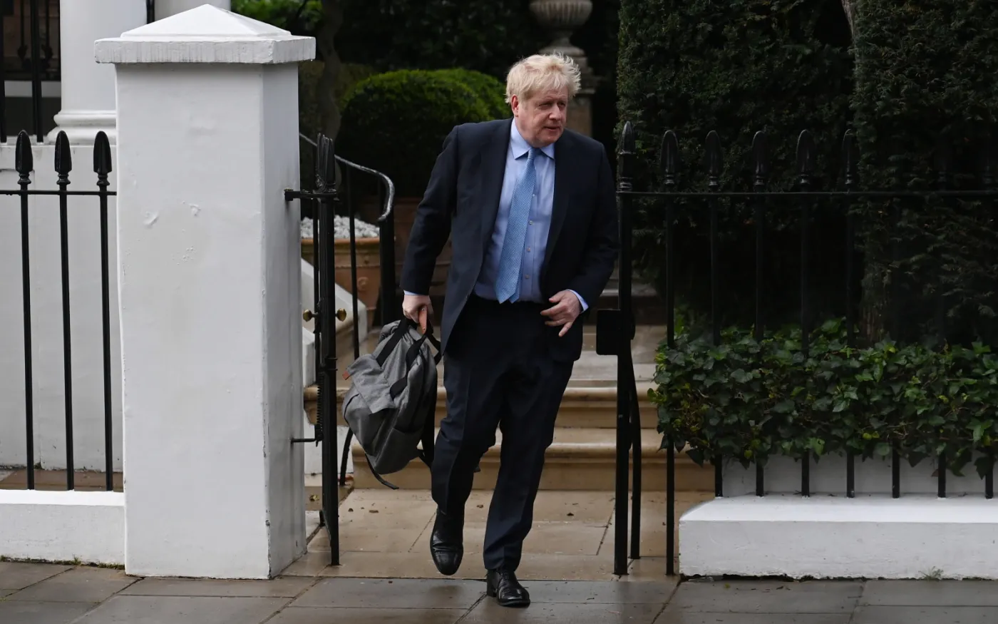 Boris Johnson ze skutkiem natychmiastowym ustąpił z funkcji posła