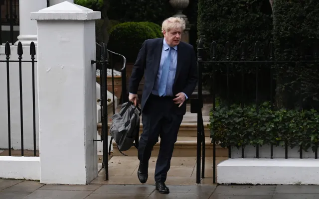 Boris Johnson ze skutkiem natychmiastowym ustąpił z funkcji posła
