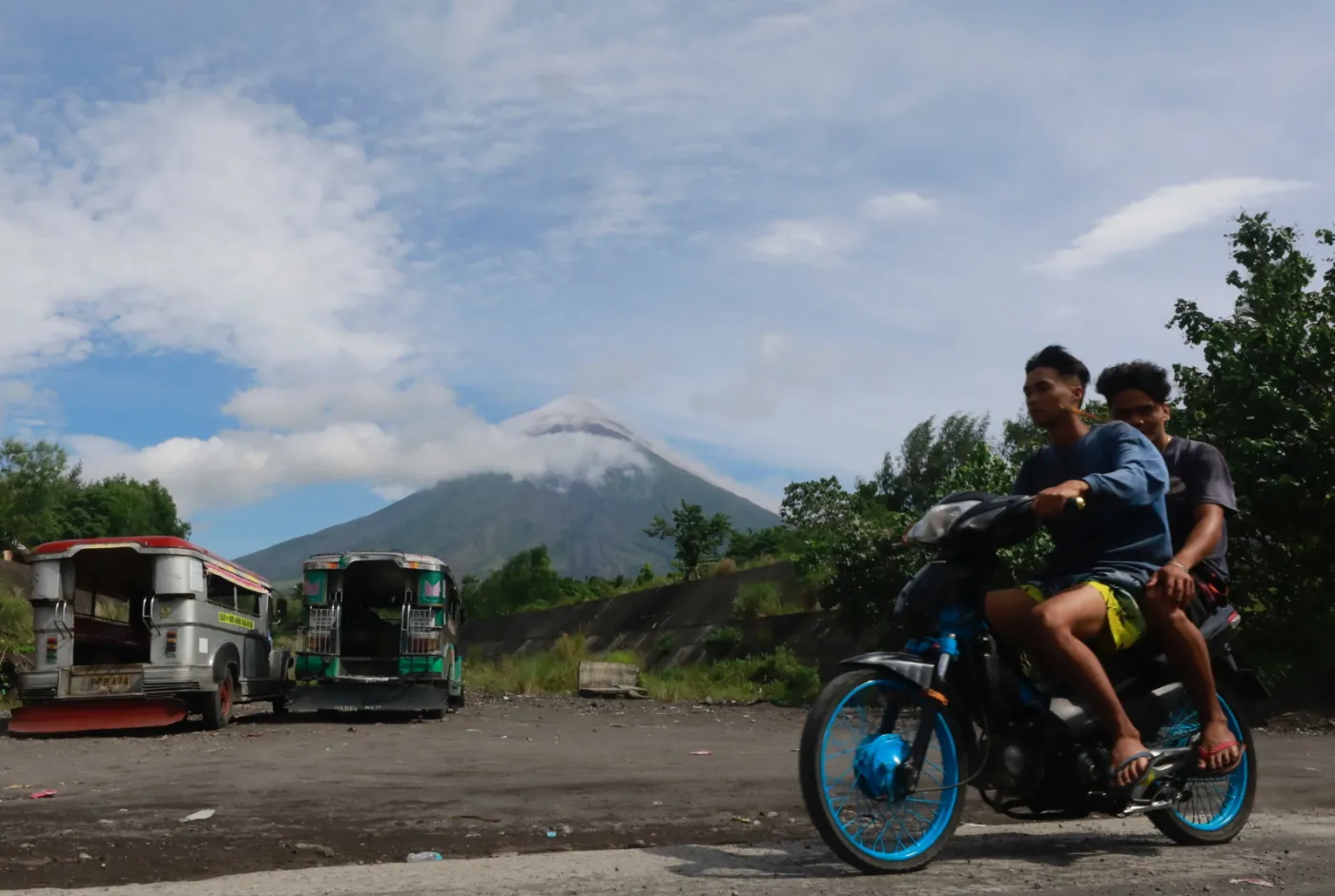Erupcja wulkanu Mayon. Ewakuowano ponad 12 tysięcy osób