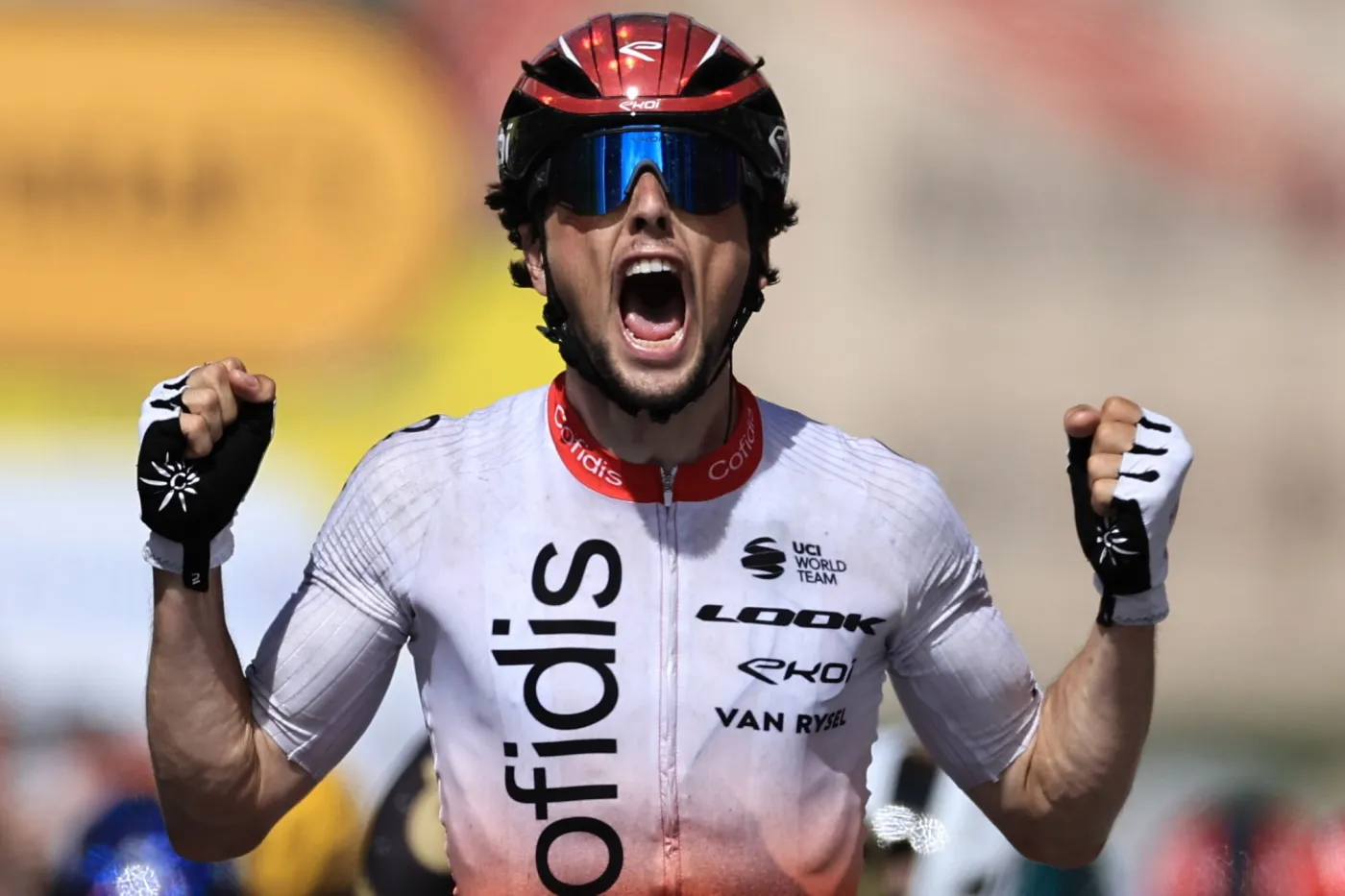 Victor Lafay wygrał 2. etap Tour de France. Adam Yates liderem