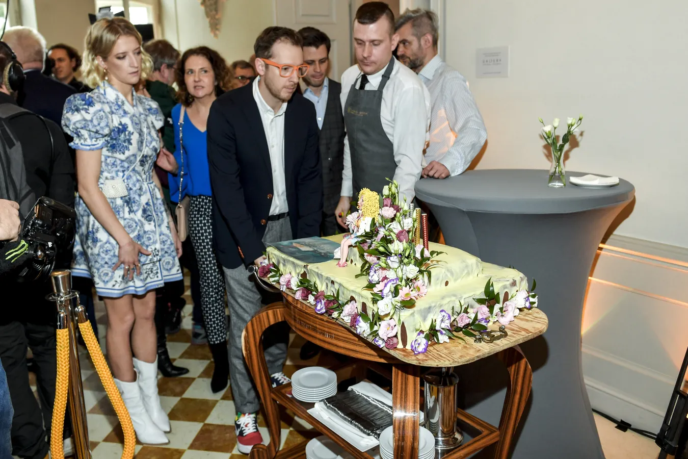 Syn Magdy Gessler szuka pracownika. "Może być Z NAŁOGAMI"