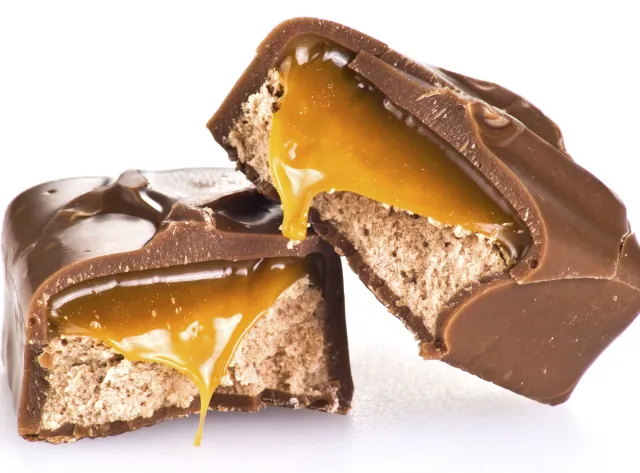 Koncern Mars wycofuje ze sklepów część batoników. Przez kawałek plastiku