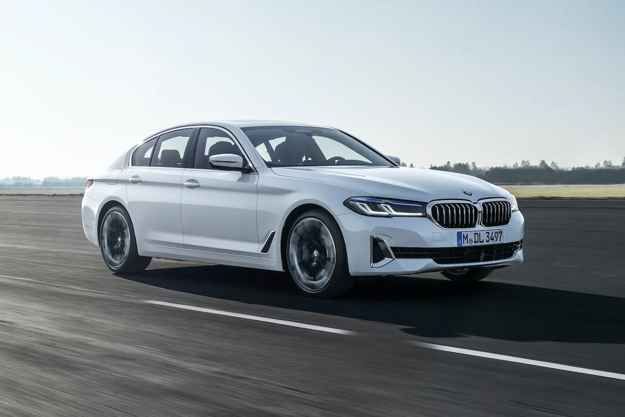 bmw-serii-5-37050647.jpeg