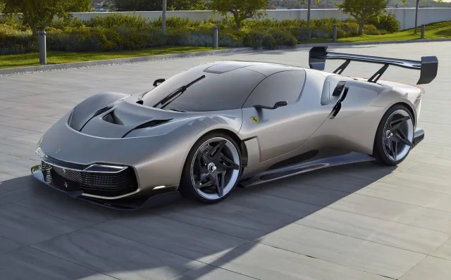 Ferrari znowu to zrobiło. Model KC23 kosztuje fortunę