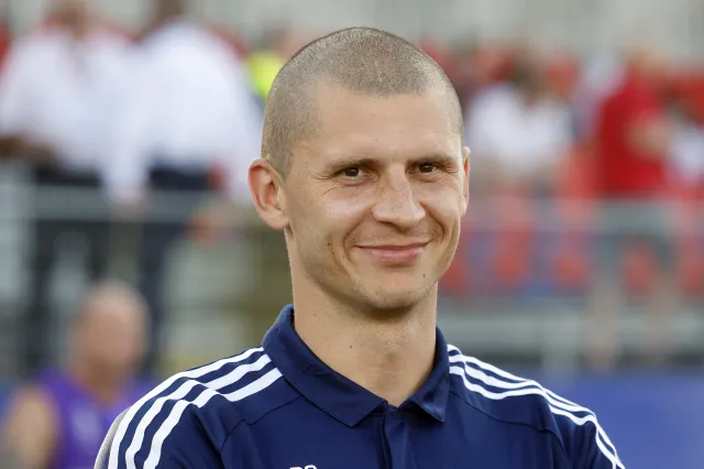 Ekstraklasa. Dawid Szarga nową postacią na trenerskiej karuzeli. Kiedy z niej spadnie?