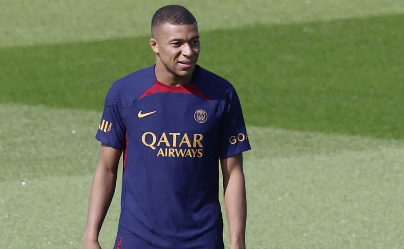 Al-Hilal kusi Mbappe olbrzymią kwotą. Francuski piłkarz również na celowniku Chelsea