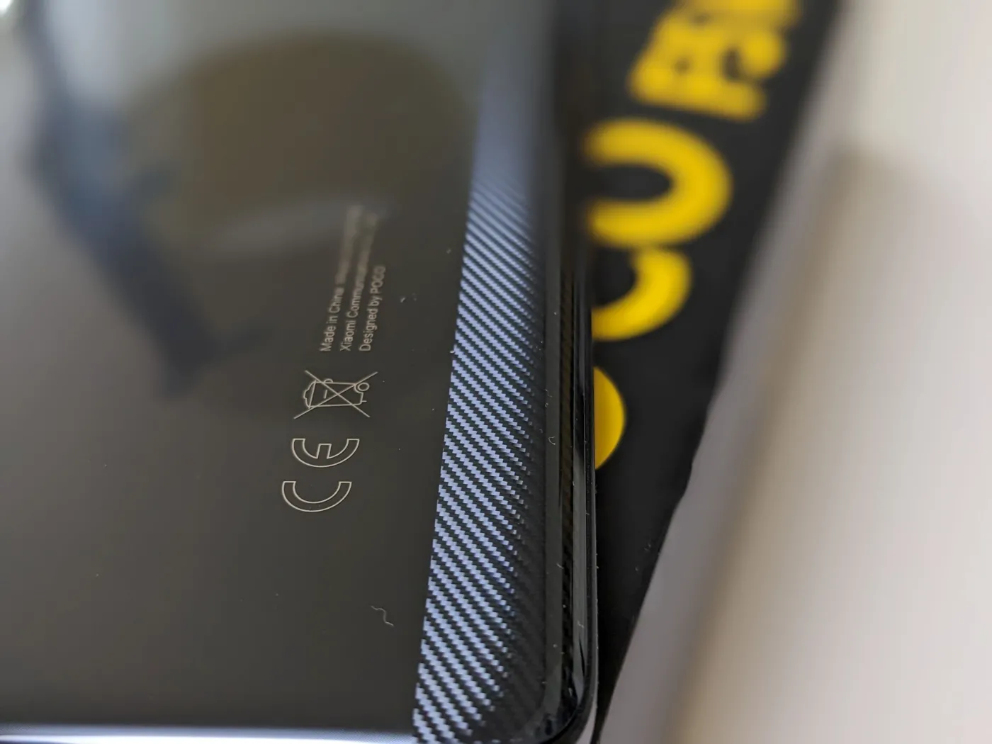 poco-f5-pro-37879664.jpg