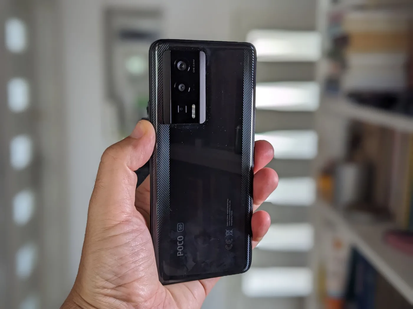poco-f5-pro-37879665.jpg