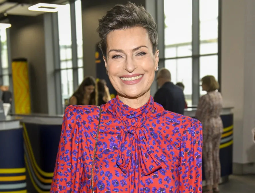 60 w dowodzie i mini? Danuta Stenka podjęła to wyzwanie! Efekt? Warto zobaczyć... [FOTO]