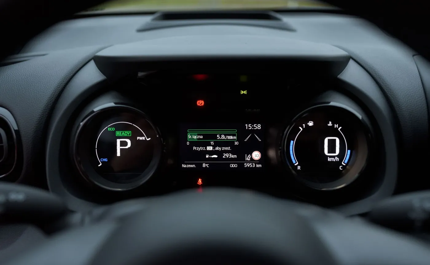 Toyota wjeżdża do Polski z wielką dostawą aut. 27 tys. zł zostaje w kieszeni