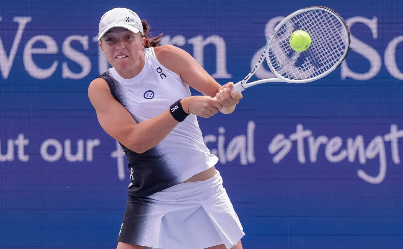 Świątek w półfinale WTA w Cincinnati. Pokonała Vondrousovą w dwóch setach