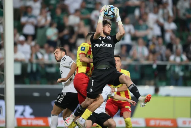 Legia w bólach i w "10" zrobiła swoje, Lech w kryzysie [#MIG po kolejce]