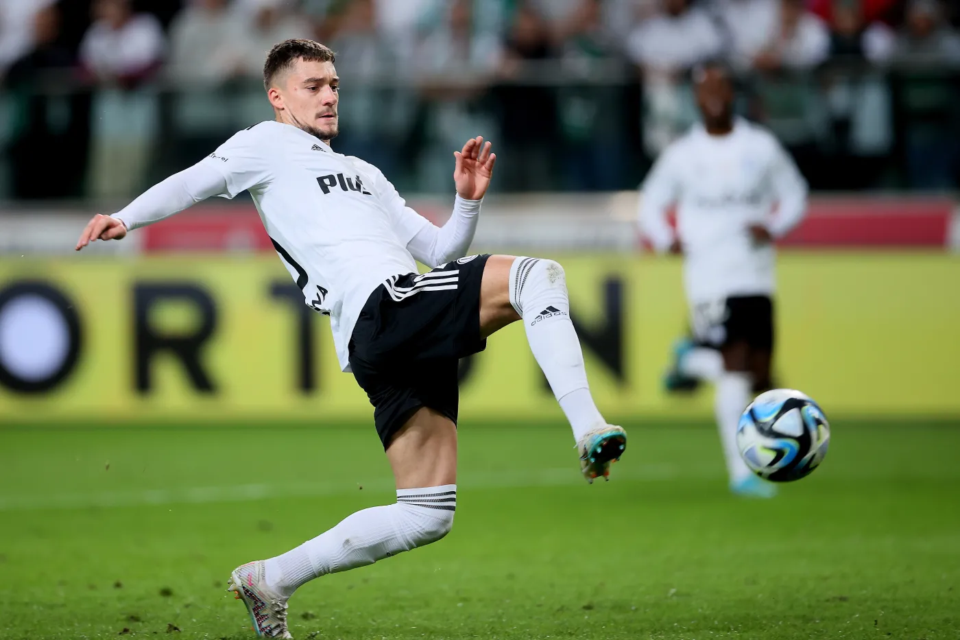 Piłkarz Legii Warszawa w kadrze Albanii na mecz z Polską