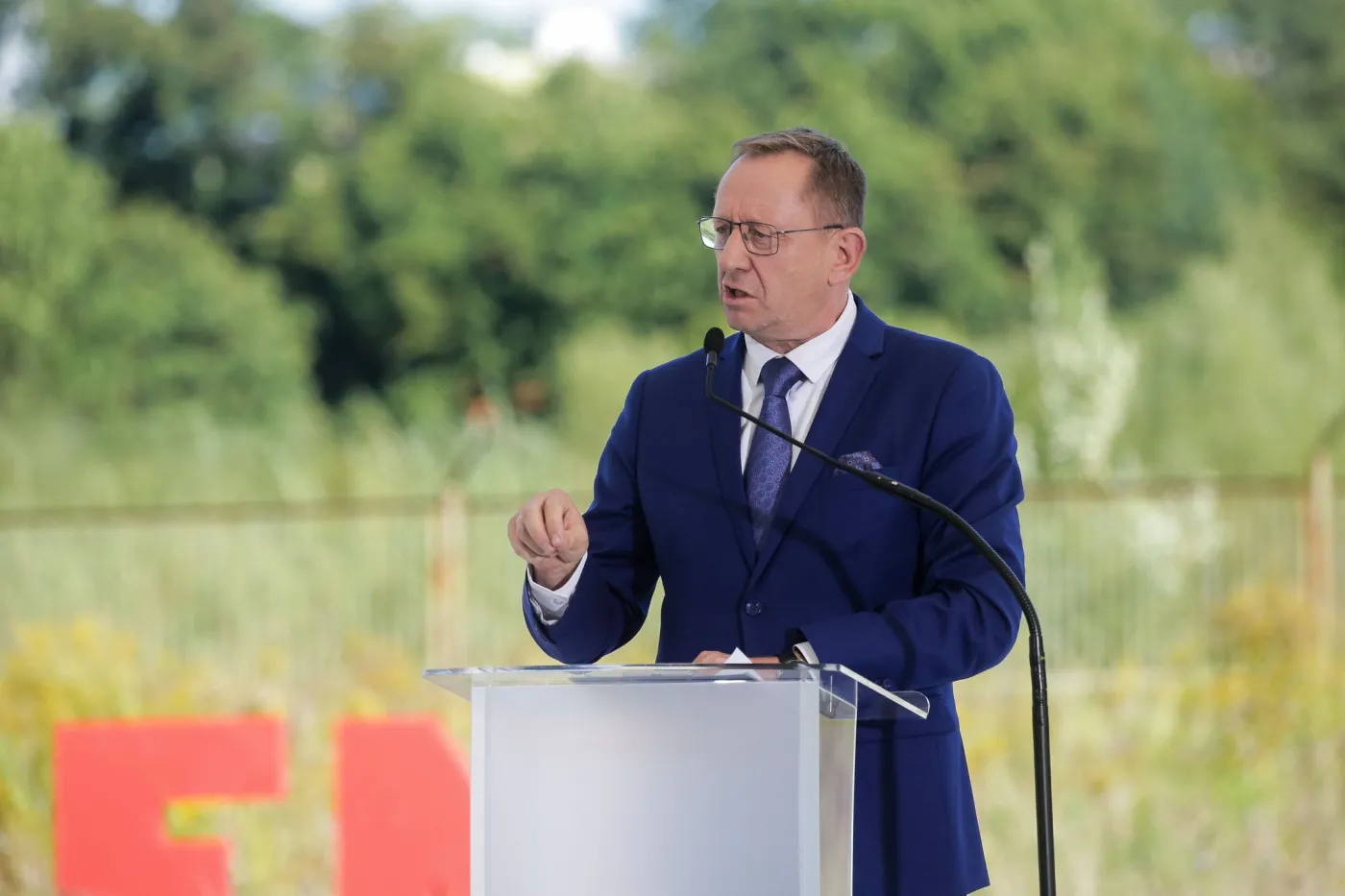 Minister rolnictwa i rozwoju wsi Robert Telus 