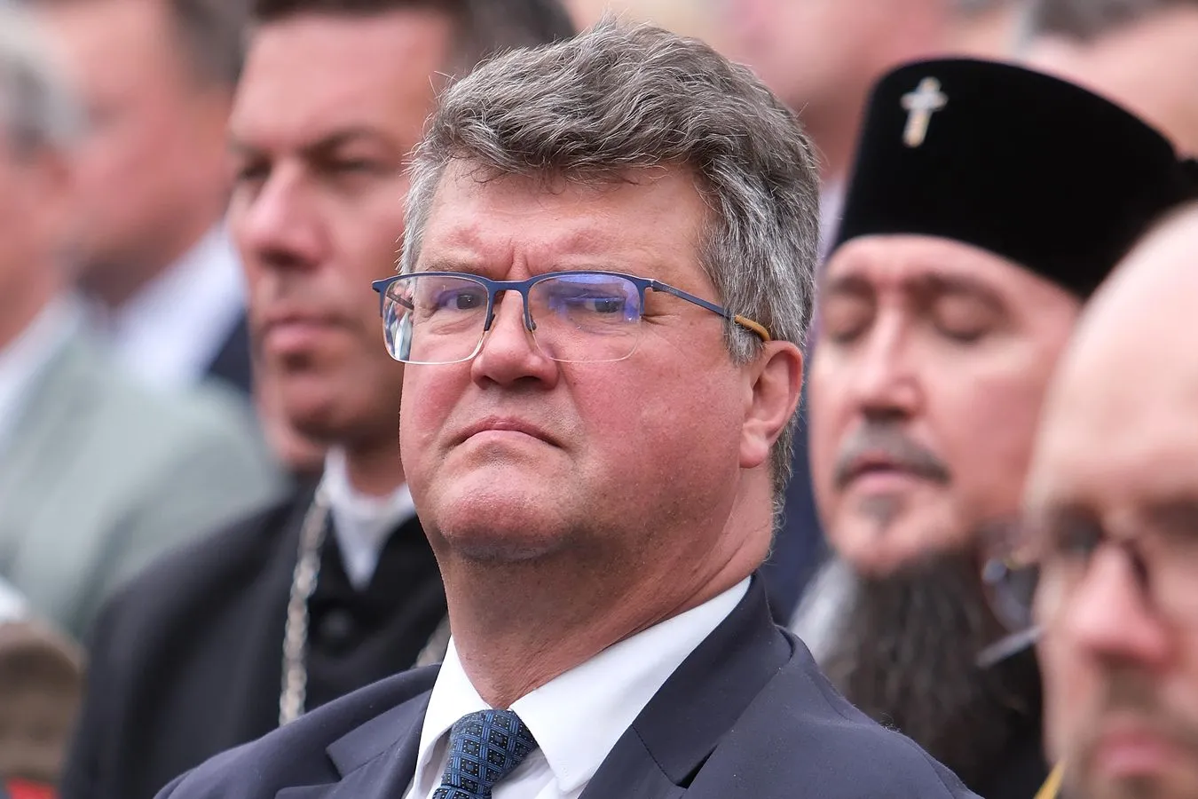 Wąsik: Większość osób, które podają się za uchodźców, oszukuje tę głupią Europę