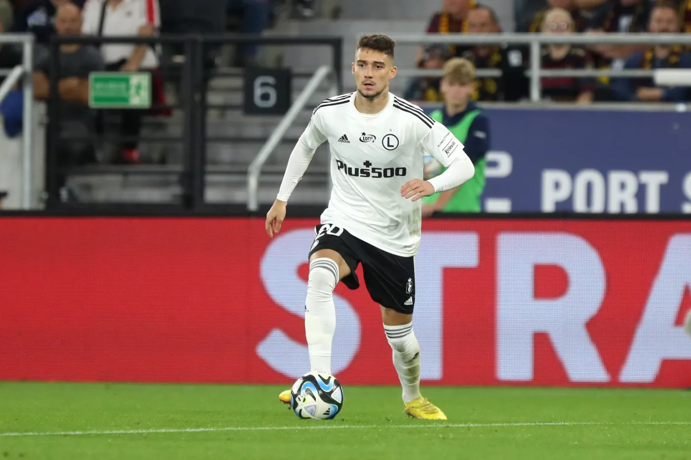 AZ Alkmaar drugim rywalem Legii Warszawa w Lidze Konferencji