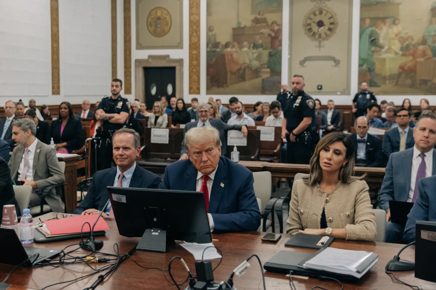 Trump ujawnił kolejne tajemnice państwowe australijskiemu miliarderowi? Doniesienia mediów