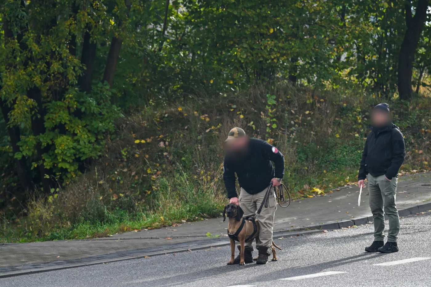 Obława na Grzegorza Borysa trwa. Śmigłowiec w akcji, zablokowane ulice