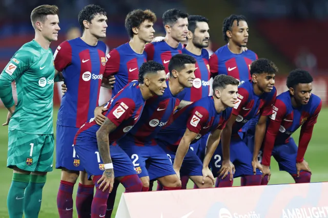 Barcelona w El Clasico z logo The Rolling Stones na koszulkach [WIDEO]