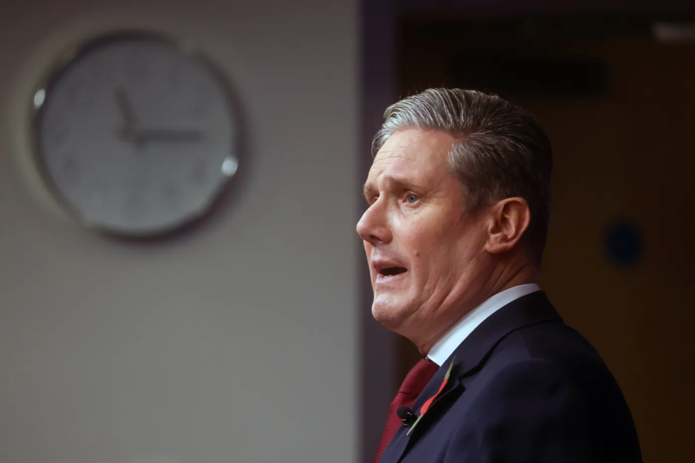 Lider brytyjskiej Partii Pracy poparł Izrael. Teraz próbuje ugasić bunt...