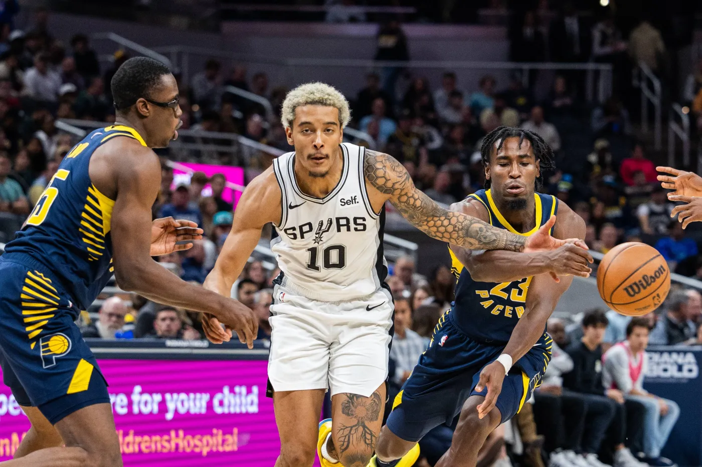 Jeremy Sochan trafił 3 z ośmiu rzutów. Katastrofa Spurs w meczu z Pacers [WIDEO]