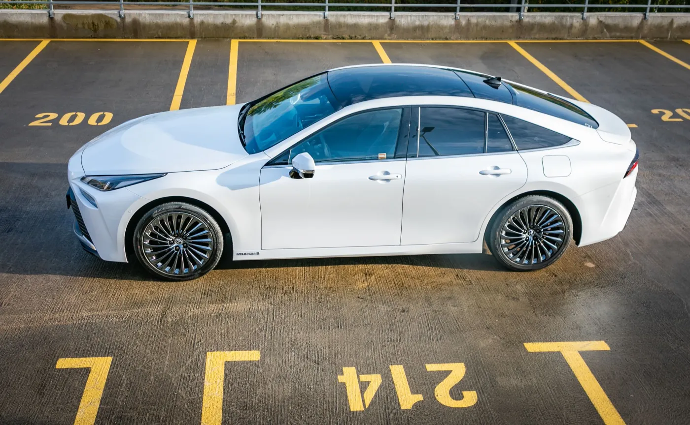 toyota-mirai-37972161.jpg