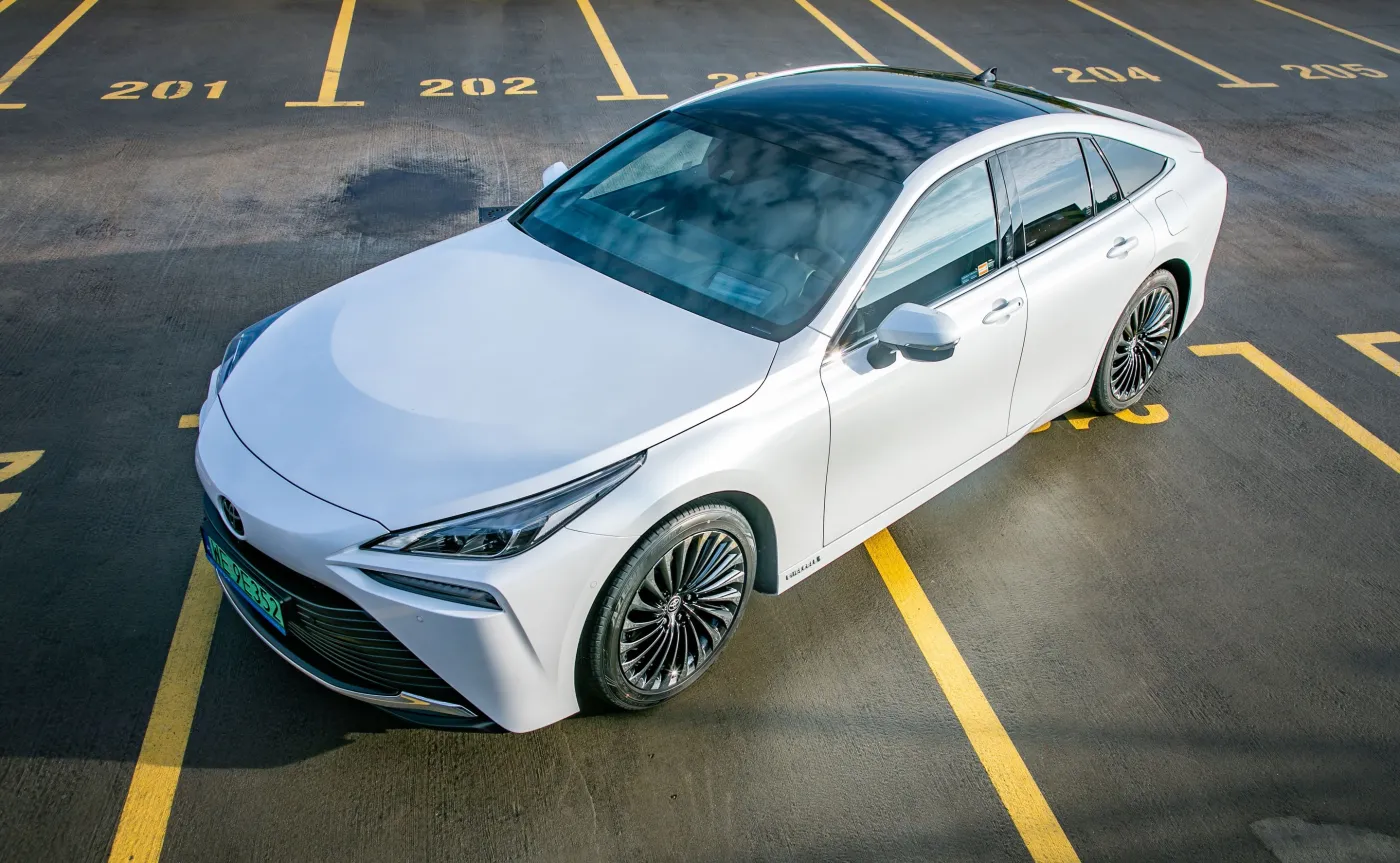 toyota-mirai-37972171.jpg