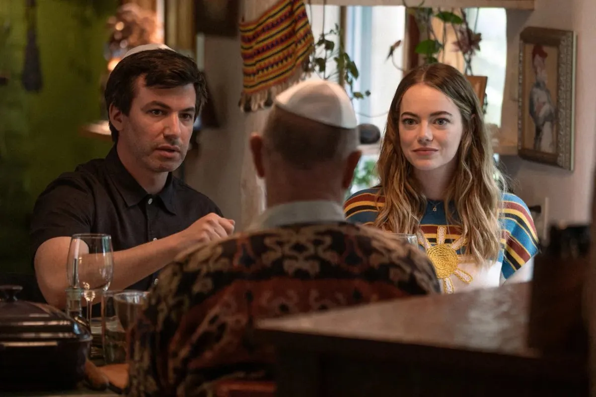 Nathan Fielder i Emma Stone w serialu "The Curse"