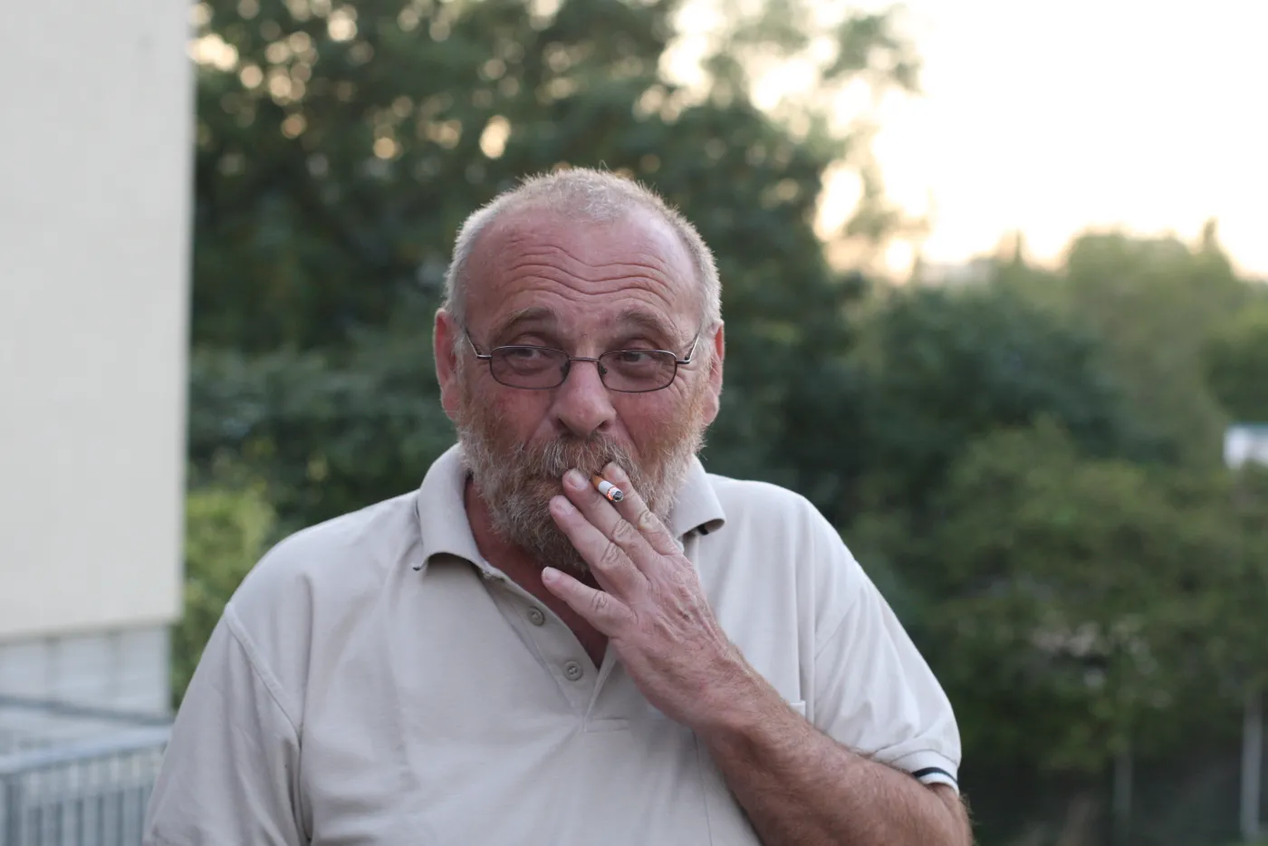 Zwolniona zakładniczka przekazała wieść: Alex Dancyg żyje