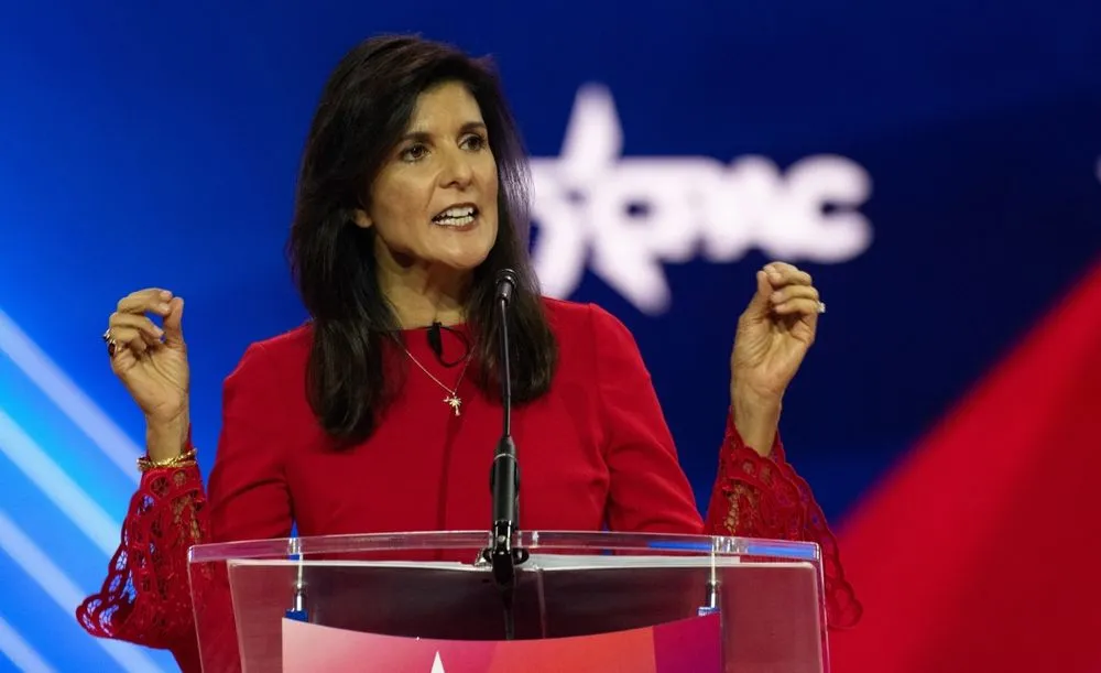 To ona będzie główną rywalką Trumpa? Jego sztab użył określenia "ptasi móżdżek"