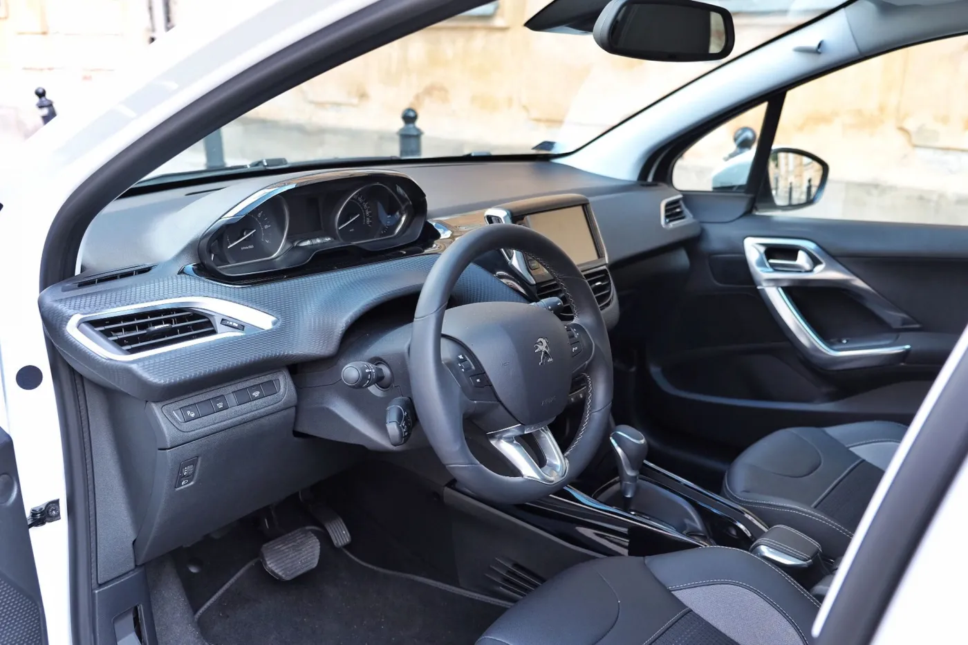 11_testpeugeot2008_3.jpg