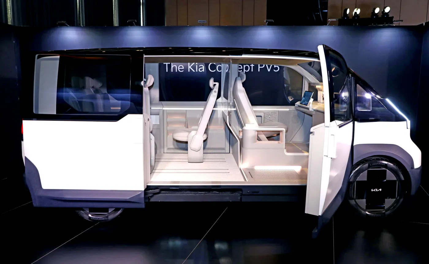 nowa-kia-pv5-38289316.jpg