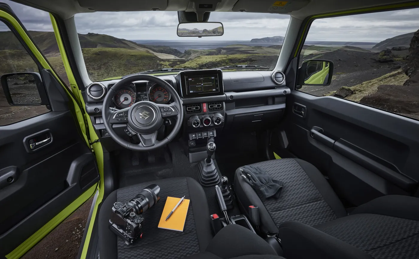11498525-suzuki-jimny.jpg