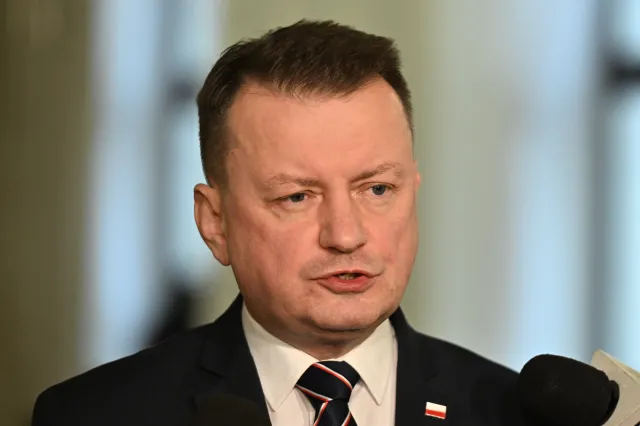 Błaszczak do Hołowni o polityce zemsty. "Kamiński i Wąsik są posłami"