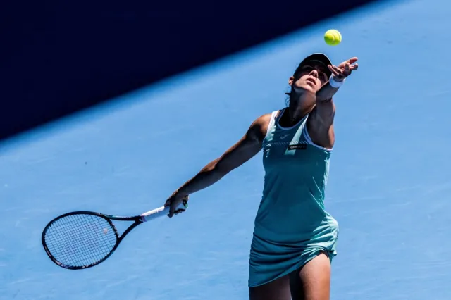 Kłopoty Magdy Linette w pierwszym secie, w drugim poszło jak z płatka [WIDEO]