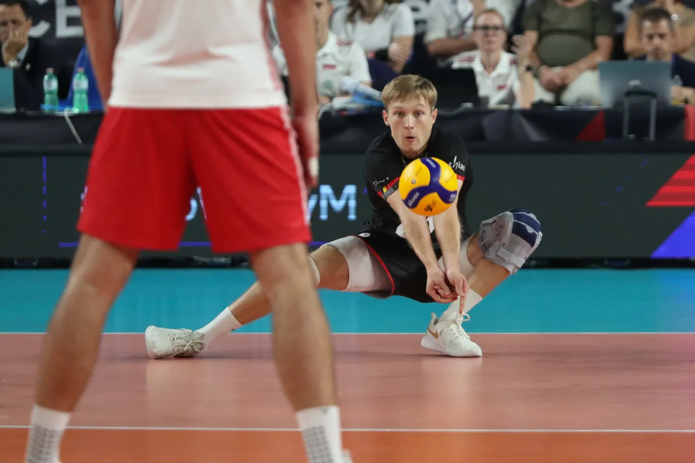 Belgijski siatkarz zasłabł na parkiecie w trakcie ligowego meczu