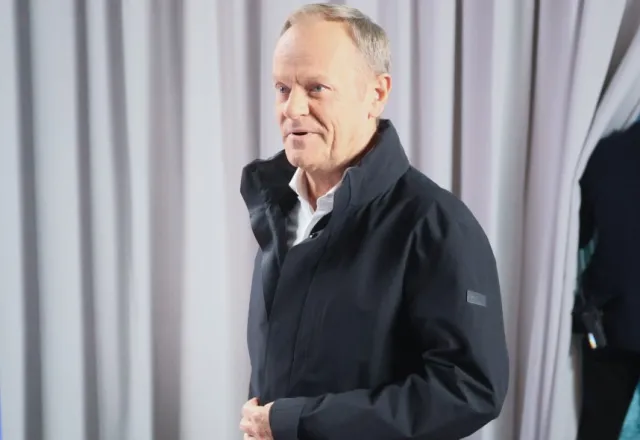 Stylizacje Donalda Tuska zostały ocenione. Influencer nie miał dla niego litości [WIDEO]