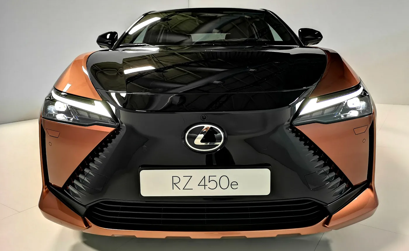 lexus-rz-450e-37434587.jpg