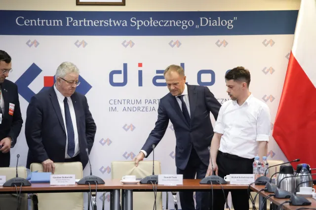 Rolniczy szczyt. Część uczestników wyszła ze spotkania z premierem Tuskiem