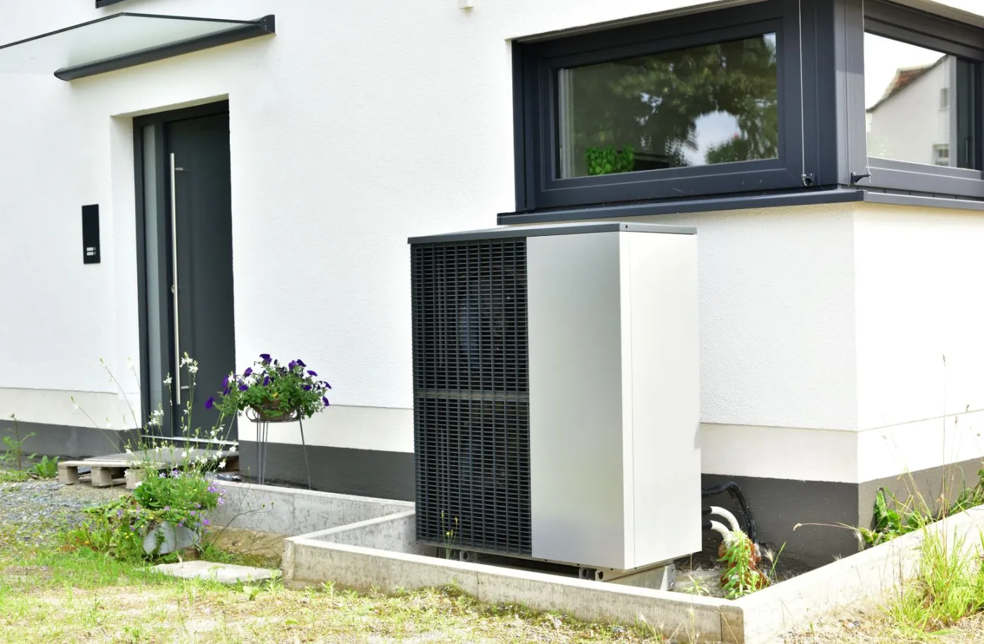 Nagła zmiana w programie "Czyste Powietrze". Można będzie kupić tylko TAKIE pompy ciepła