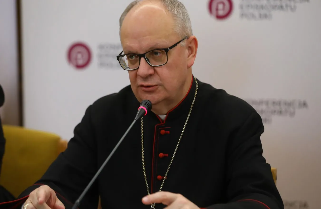 Biskup udzielił dyspensy na Dzień Kobiet. Niespodziewany prezent