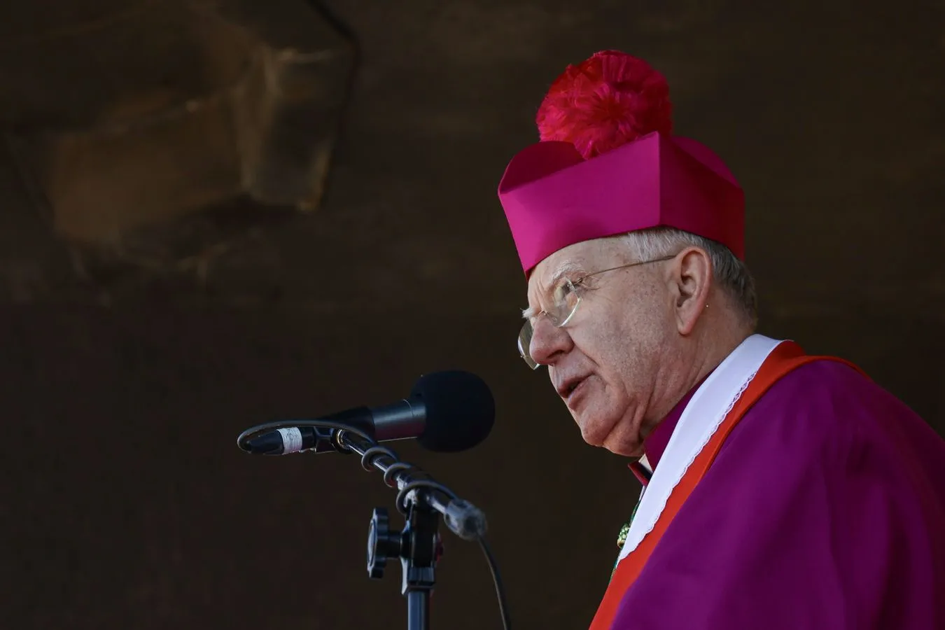 Abp Jędraszewski ma zamieszkać w specjalnej rezydencji. "Istne Castel Gandolfo"