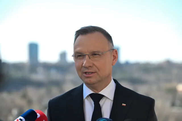 Broń atomowa w Polsce? "Prezydent wyskoczył przed szereg"