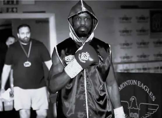 Tragedia na gali bokserskiej w Londynie. Sharif Lawal zmarł po pierwszej walce w karierze